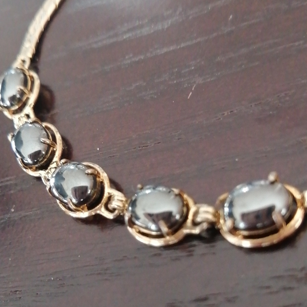 Vintage Gold plated adjustable bracelet With 5 Hematite Stones